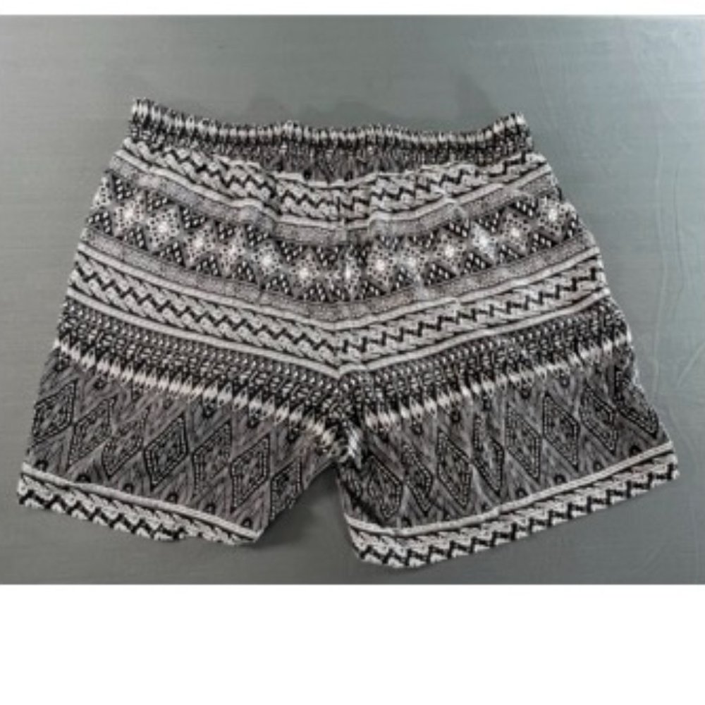 Grey Black, and White Shorts Size S DEPT 222